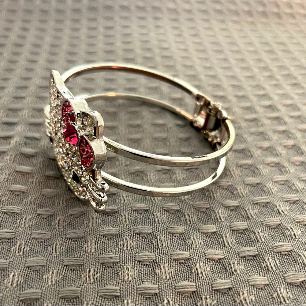 Hello Kitty Rhinestone Bracelet - Picture 2 of 4